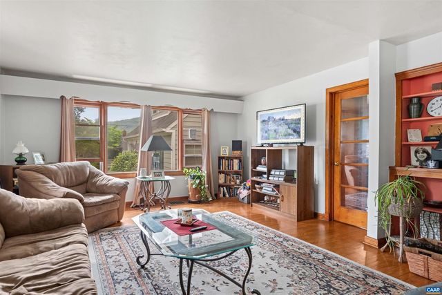 908 ROCKLAND AVE, Charlottesville, VA 22902