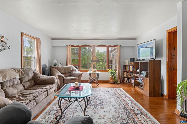 908 ROCKLAND AVE, Charlottesville, VA 22902