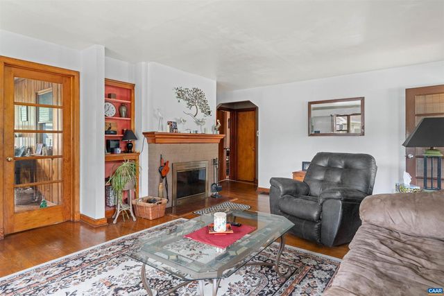 908 ROCKLAND AVE, Charlottesville, VA 22902