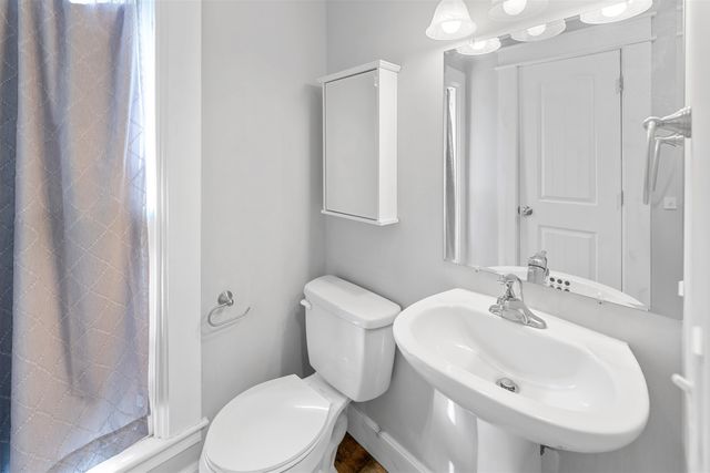 706 W Ash St., Salina, KS 67401