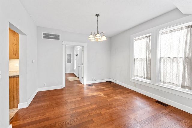 706 W Ash St., Salina, KS 67401