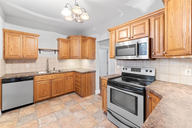 706 W Ash St., Salina, KS 67401