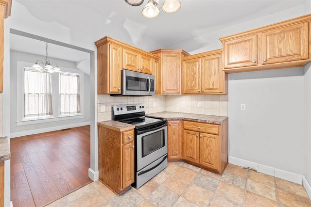 706 W Ash St., Salina, KS 67401