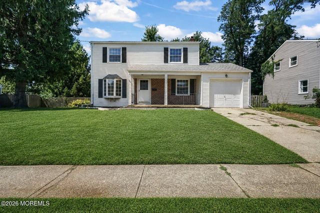 20 Brentwood Avenue, Freehold, NJ 07728