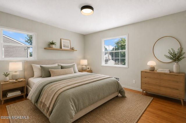 20 Brentwood Avenue, Freehold, NJ 07728