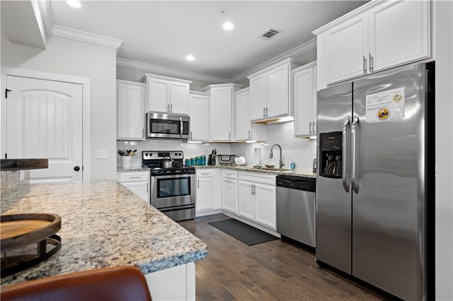 509 Mariners Circle, St Simons Island, GA 31522