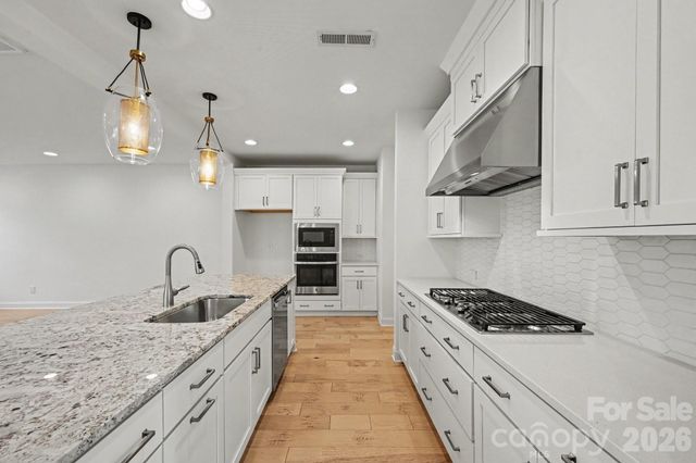 6008 Corbin Woods Court, Charlotte, NC 28226