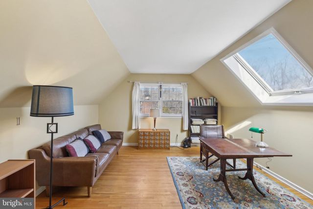 31 MELVILLE RD, West Windsor, NJ 08550