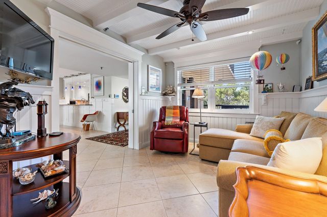 374 Golfview Road 405, North Palm Beach, FL 33408