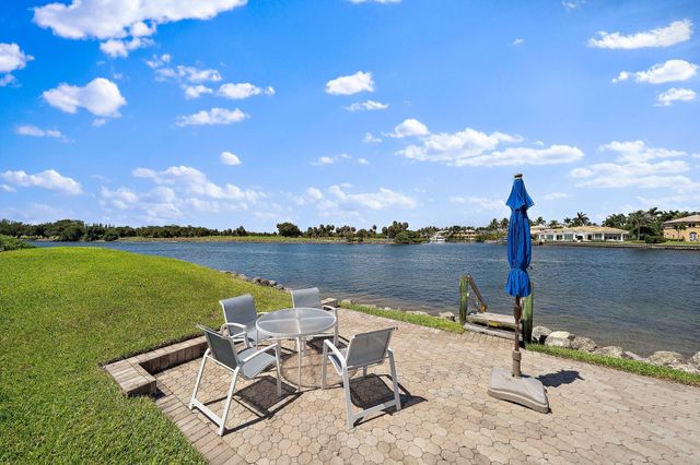 374 Golfview Road 405, North Palm Beach, FL 33408