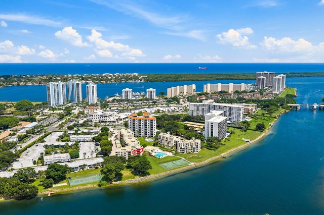 374 Golfview Road 405, North Palm Beach, FL 33408