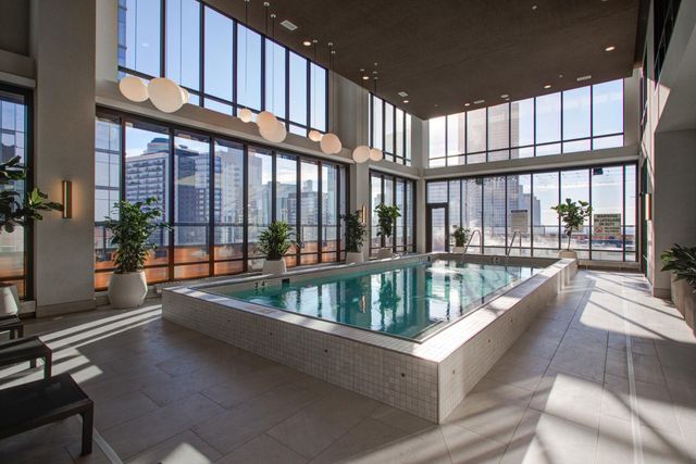 270 Hennepin Avenue 616, Minneapolis, MN 55401