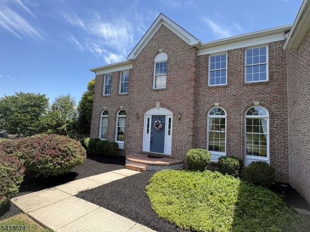 23 Neshanic Dr, Raritan Twp., NJ 08551