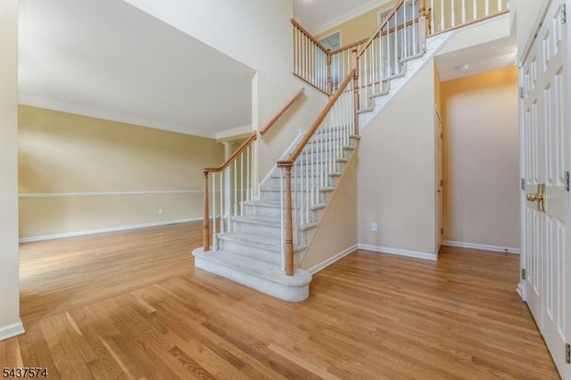 23 Neshanic Dr, Raritan Twp., NJ 08551