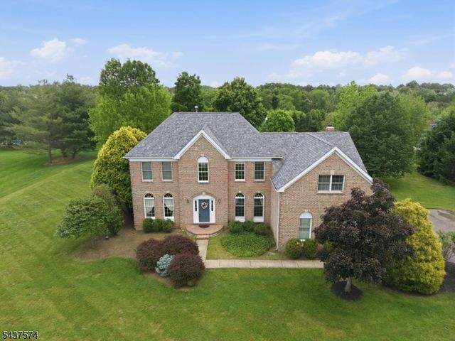 23 Neshanic Dr, Raritan Twp., NJ 08551