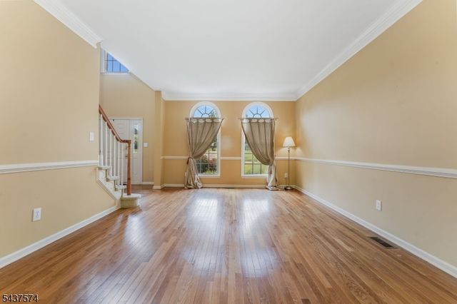 23 Neshanic Dr, Raritan Twp., NJ 08551