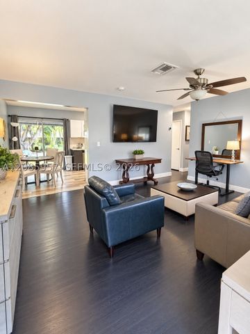 1107 NE 16th Ct, Fort Lauderdale, FL 33305