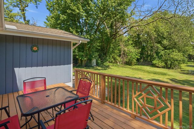 35 Deans Bridge Road, Somers, NY 10589