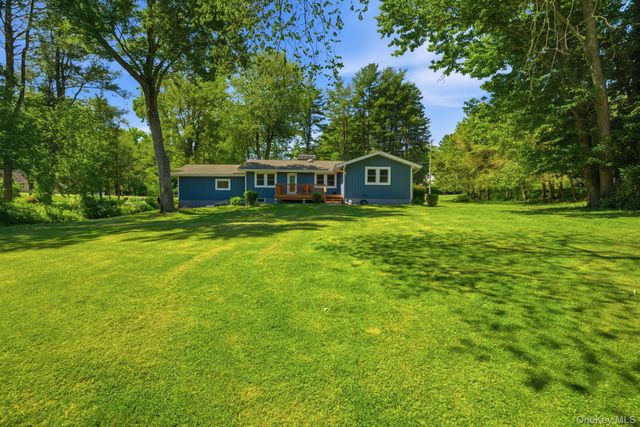 35 Deans Bridge Road, Somers, NY 10589