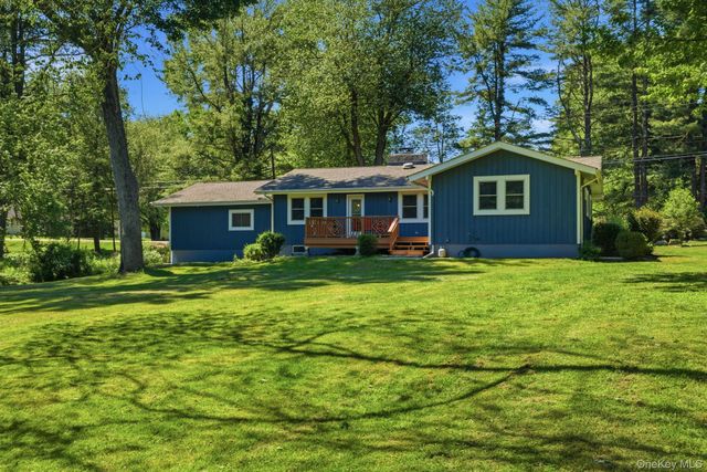 35 Deans Bridge Road, Somers, NY 10589