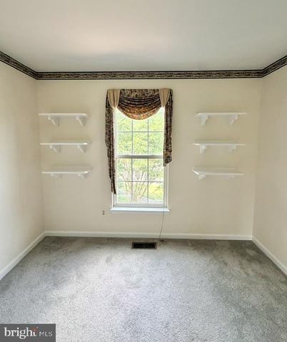 45572 WHITCOMB SQ, Sterling, VA 20166