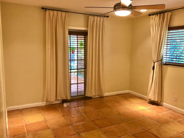 1031 Lincoln Street, Hollywood, FL 33019