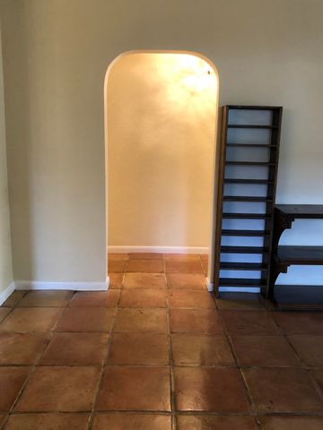 1031 Lincoln Street, Hollywood, FL 33019