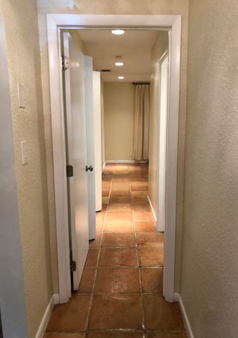 1031 Lincoln Street, Hollywood, FL 33019