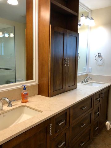 1031 Lincoln Street, Hollywood, FL 33019