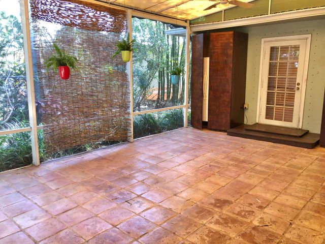 1031 Lincoln Street, Hollywood, FL 33019