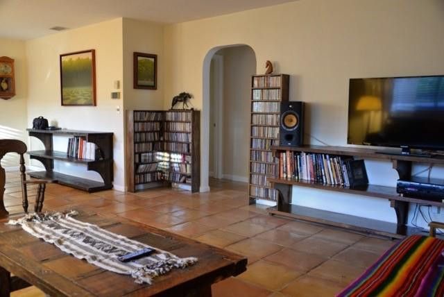 1031 Lincoln Street, Hollywood, FL 33019