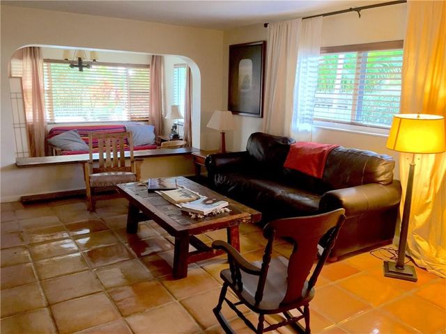 1031 Lincoln Street, Hollywood, FL 33019