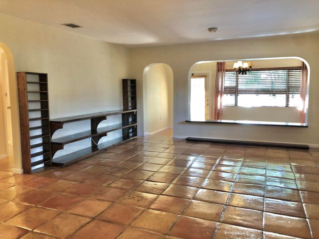 1031 Lincoln Street, Hollywood, FL 33019