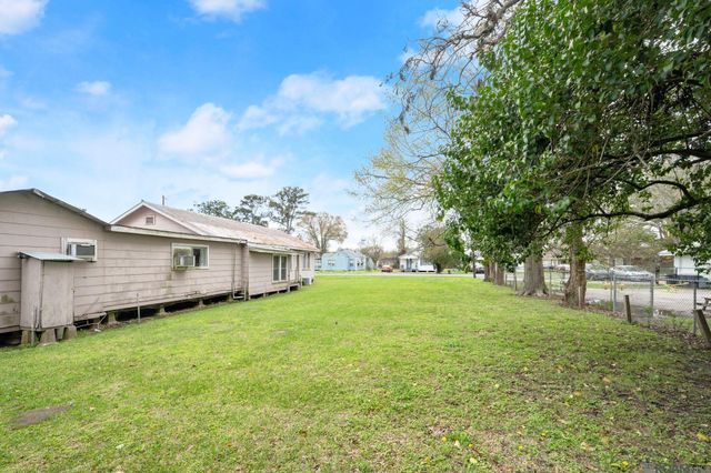 507 N Bryan, Gonzales, LA 70737