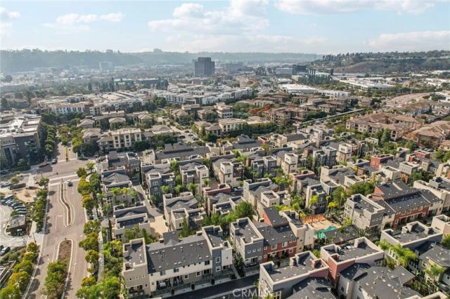 7887 Stylus, San Diego, CA 92108