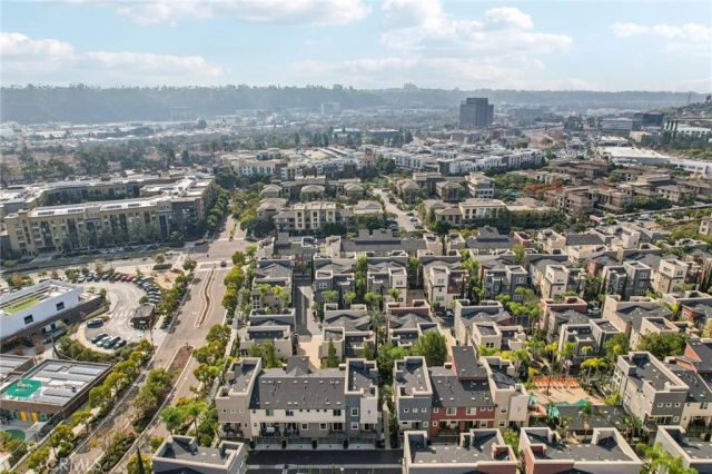 7887 Stylus, San Diego, CA 92108