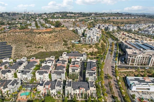 7887 Stylus, San Diego, CA 92108