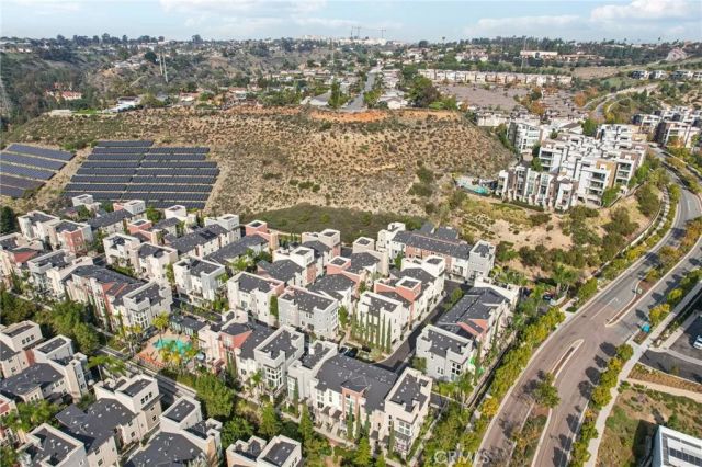 7887 Stylus, San Diego, CA 92108