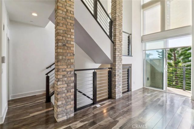 7887 Stylus, San Diego, CA 92108