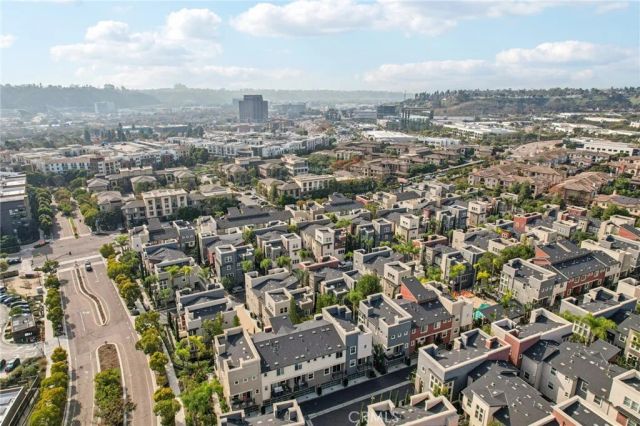 7887 Stylus, San Diego, CA 92108