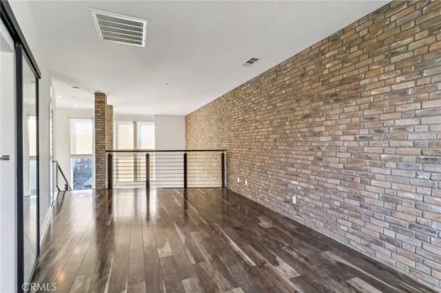 7887 Stylus, San Diego, CA 92108