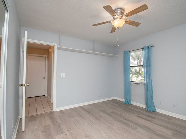 124 Hinchman Avenue, Sebastian, FL 32958