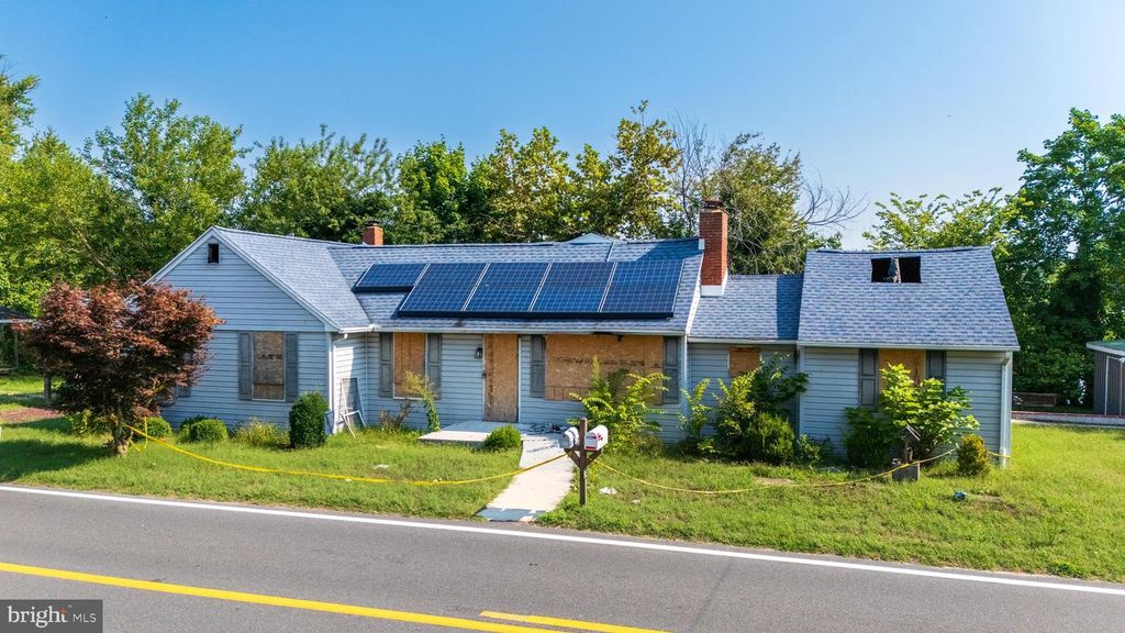 8547 HEARNS POND ROAD, Seaford, DE 19973
