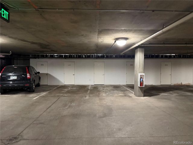 9019 E Panorama Circle D213, Englewood, CO 80112