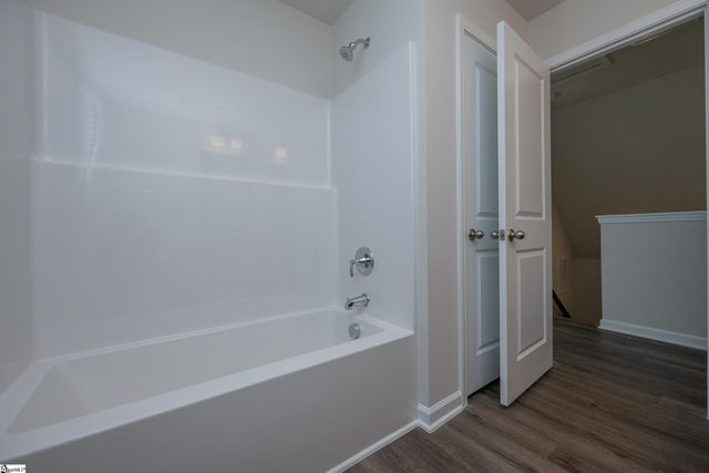 5 Thorndike Way, Greenville, SC 29617