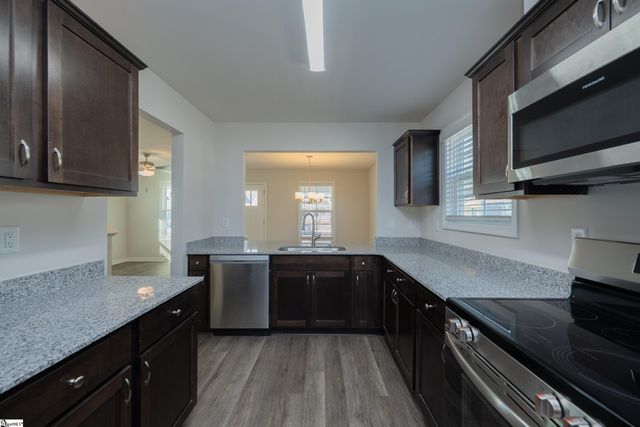 5 Thorndike Way, Greenville, SC 29617