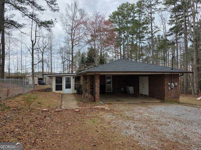 731 Seabreeze Lake Road, Buchanan, GA 30113