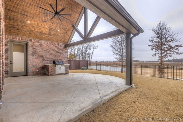 3302 W Quantico Court, Broken Arrow, OK 74011