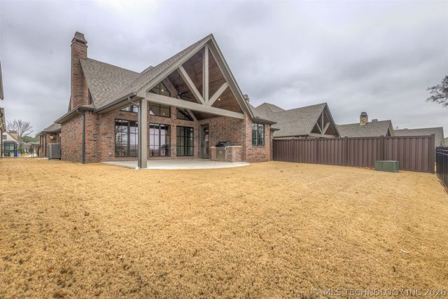 3302 W Quantico Court, Broken Arrow, OK 74011