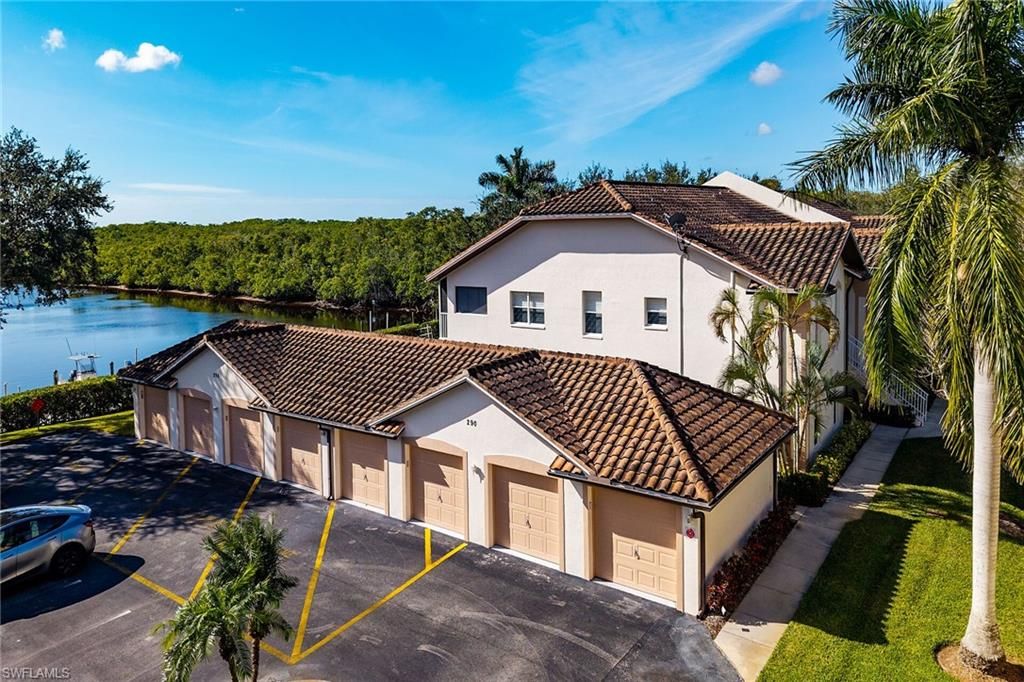 290 Newport DR 107, NAPLES, FL 34114 — photo 4